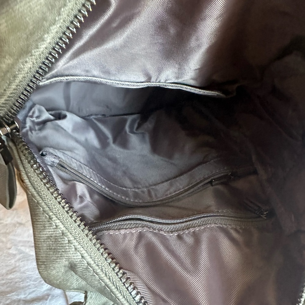 Back Packs - Picture 7 of 14